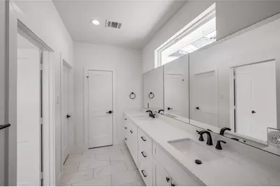 1216 McNeil Street, Houston, TX 77009 - Photo 35