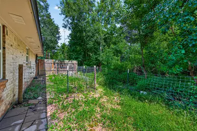 18747 Woodridge Drive, Conroe, TX 77302 - Photo 31