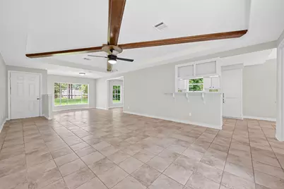 18747 Woodridge Drive, Conroe, TX 77302 - Photo 9