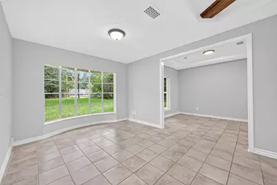 18747 Woodridge Drive, Conroe, TX 77302 - Photo 5