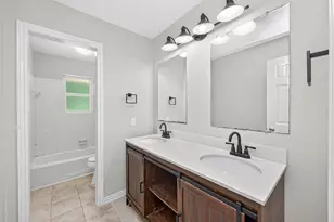 18747 Woodridge Dr, Conroe, TX 77302 - Photo 19