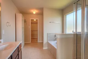 13802 Dunhurst Ln, Houston, TX 77047 - Photo 31