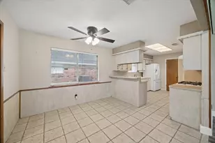 10328 Rocky Hollow Rd, La Porte, TX 77571 - Photo 7