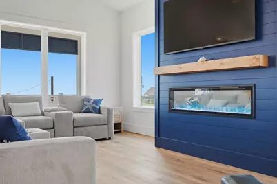 4411 Strand Avenue, Port Bolivar, TX 77650 - Photo 13