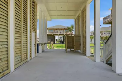 4411 Strand Avenue, Crystal Beach, TX 77650 - Photo 39