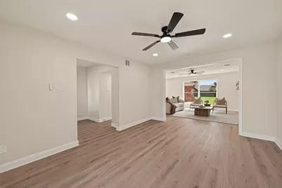 16106 San Rio Drive, Houston, TX 77083 - Photo 9