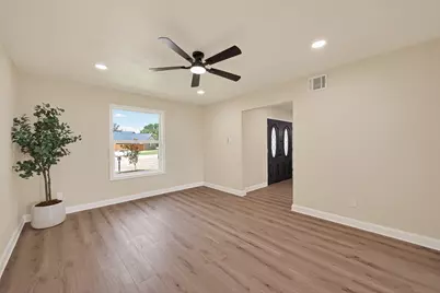 16106 San Rio Drive, Houston, TX 77083 - Photo 7