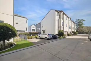 10906 Brookeshire Chase Ln Ln, Houston, TX 77043 - Photo 35