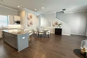 10906 Brookeshire Chase Ln Ln, Houston, TX 77043 - Photo 13
