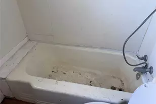 815 E Railroad St, Boling, TX 77420 - Photo 11