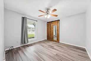 403 Colonial Dr, Friendswood, TX 77546 - Photo 25