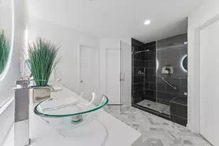 403 Colonial Dr, Friendswood, TX 77546 - Photo 19
