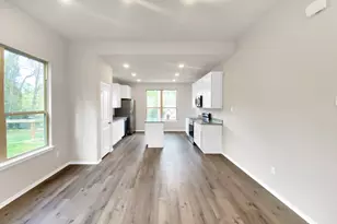 807 Comanche Rd, Conroe, TX 77316 - Photo 5