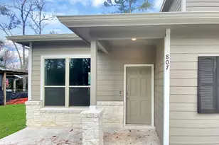 807 Comanche Rd, Conroe, TX 77316 - Photo 3