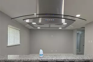 12714 Bauman Rd, Houston, TX 77037 - Photo 9
