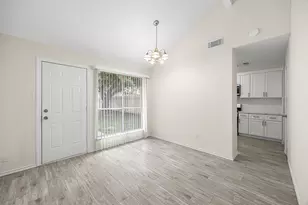 10824 W Mulberry Dr, La Porte, TX 77571 - Photo 7