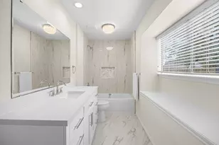 10824 W Mulberry Dr, La Porte, TX 77571 - Photo 17