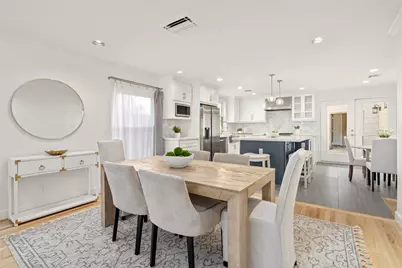 4710 Laurel Street, Bellaire, TX 77401 - Photo 3