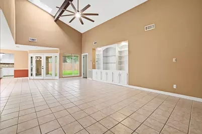 74 Oak Grove Lane, Conroe, TX 77304 - Photo 5