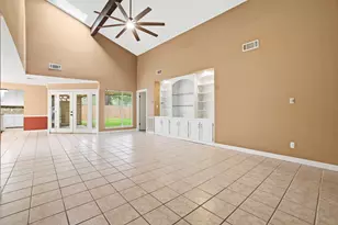 74 Oak Grove Ln, Conroe, TX 77304 - Photo 5