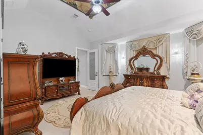 9208 Weinbauer Way, Houston, TX 77080 - Photo 15