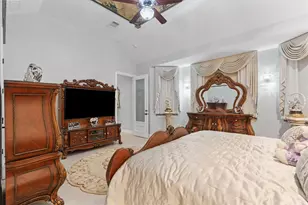 9208 Weinbauer Way, Houston, TX 77080 - Photo 15