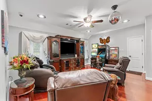 9208 Weinbauer Way, Houston, TX 77080 - Photo 25