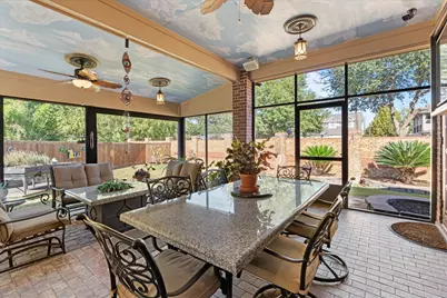 9208 Weinbauer Way, Houston, TX 77080 - Photo 37