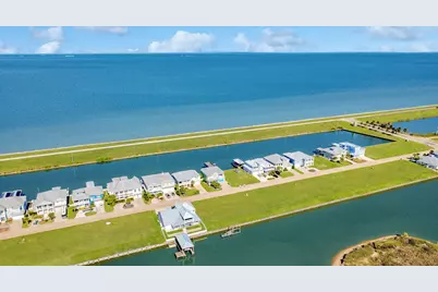 1213 Highborne Cay Court, Texas City, TX 77590 - Photo 5