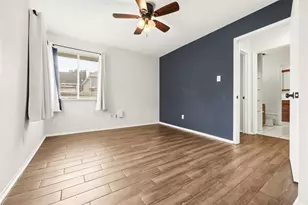 8622 Ashlawn Dr, Houston, TX 77083 - Photo 11