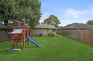 8622 Ashlawn Dr, Houston, TX 77083 - Photo 27