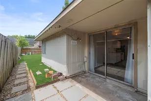 8622 Ashlawn Dr, Houston, TX 77083 - Photo 23