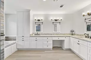 6310 Wickwillow Ln, Alvin, TX 77511 - Photo 13