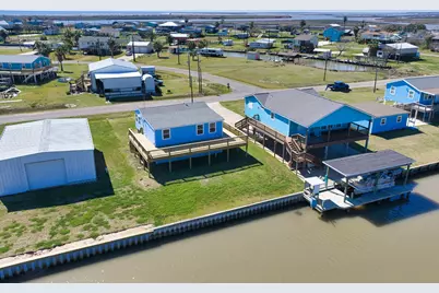 976 County Road 202, Sargent, TX 77414 - Photo 33