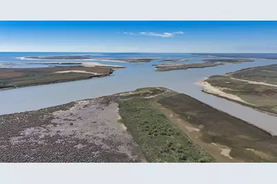 976 County Road 202, Sargent, TX 77414 - Photo 37