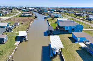 976 County Rd 202, Sargent, TX 77414 - Photo 31