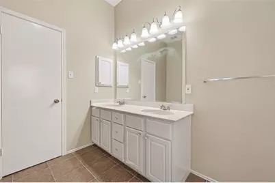 8411 Tamayo Drive, Houston, TX 77083 - Photo 35