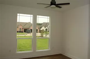 109 Gadwall Dr, Clute, TX 77531 - Photo 21
