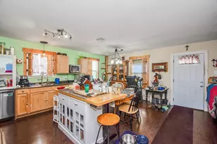 727 18th St, Dickinson, TX 77539 - Photo 13