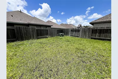 6323 Lemon Balm Lane, Crosby, TX 77532 - Photo 17