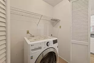 9201 Clarewood Dr, Houston, TX 77036 - Photo 13