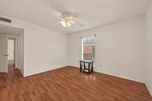 9201 Clarewood Dr, Houston, TX 77036 - Photo 21