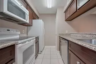 6111 Beverly Hill St, Houston, TX 77057 - Photo 7