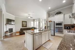 27603 Huggins Crest Ct, Fulshear, TX 77441 - Photo 11