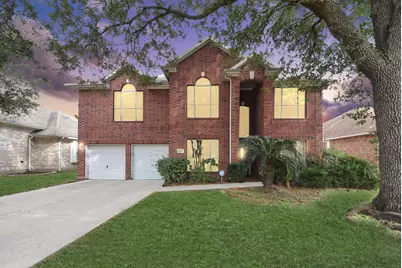 823 Portsmouth Drive, Pearland, TX 77584 - Photo 1