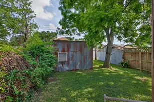 3617 Ave O 1/2, Galveston, TX 77550 - Photo 23