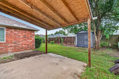 9323 Eaglewood Shadow Court, Houston, TX 77083 - Photo 13