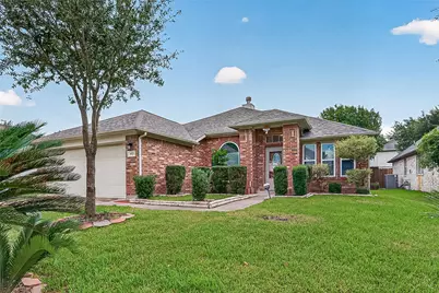 9323 Eaglewood Shadow Court, Houston, TX 77083 - Photo 1