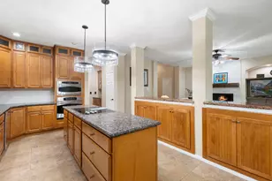 26 Candlenut Pl, The Woodlands, TX 77381 - Photo 11