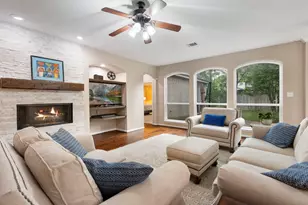 26 Candlenut Pl, The Woodlands, TX 77381 - Photo 7